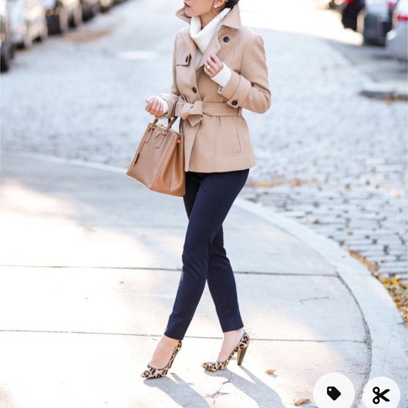 Beautiful Coach heels Leopard print. Size 7.5 - Picture 3 of 4